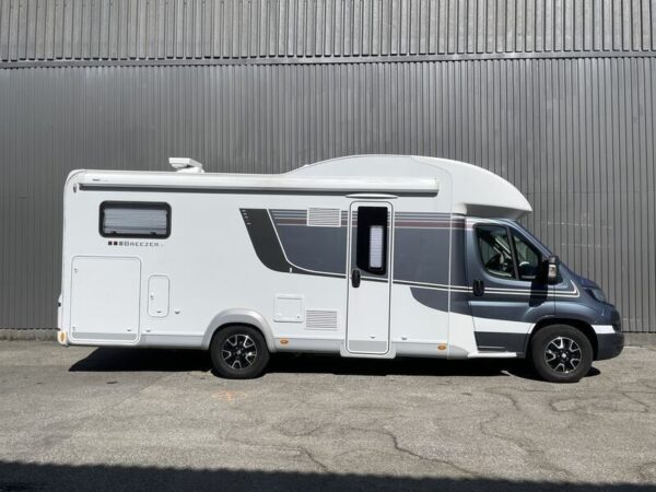 Camping-car LMC H 737 G Breezer 150 ch Lits simples Satellite Navi Caméra