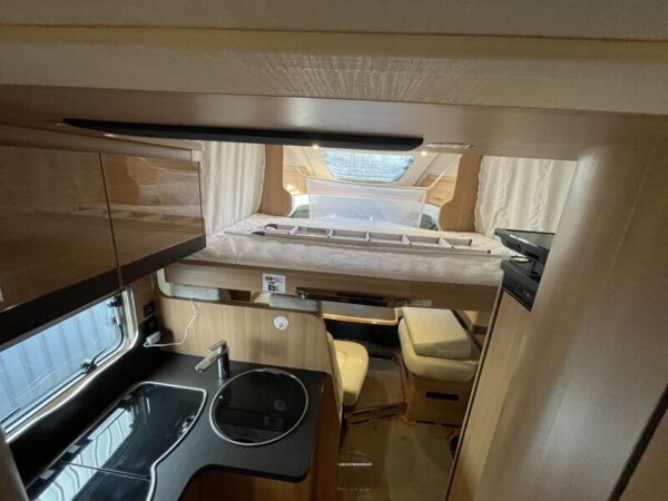 Camping-car LMC H 737 G Breezer 150 ch Lits simples Satellite Navi Caméra